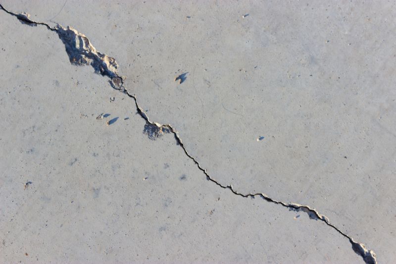 Garage Crack Repair in West Des Moines, IA